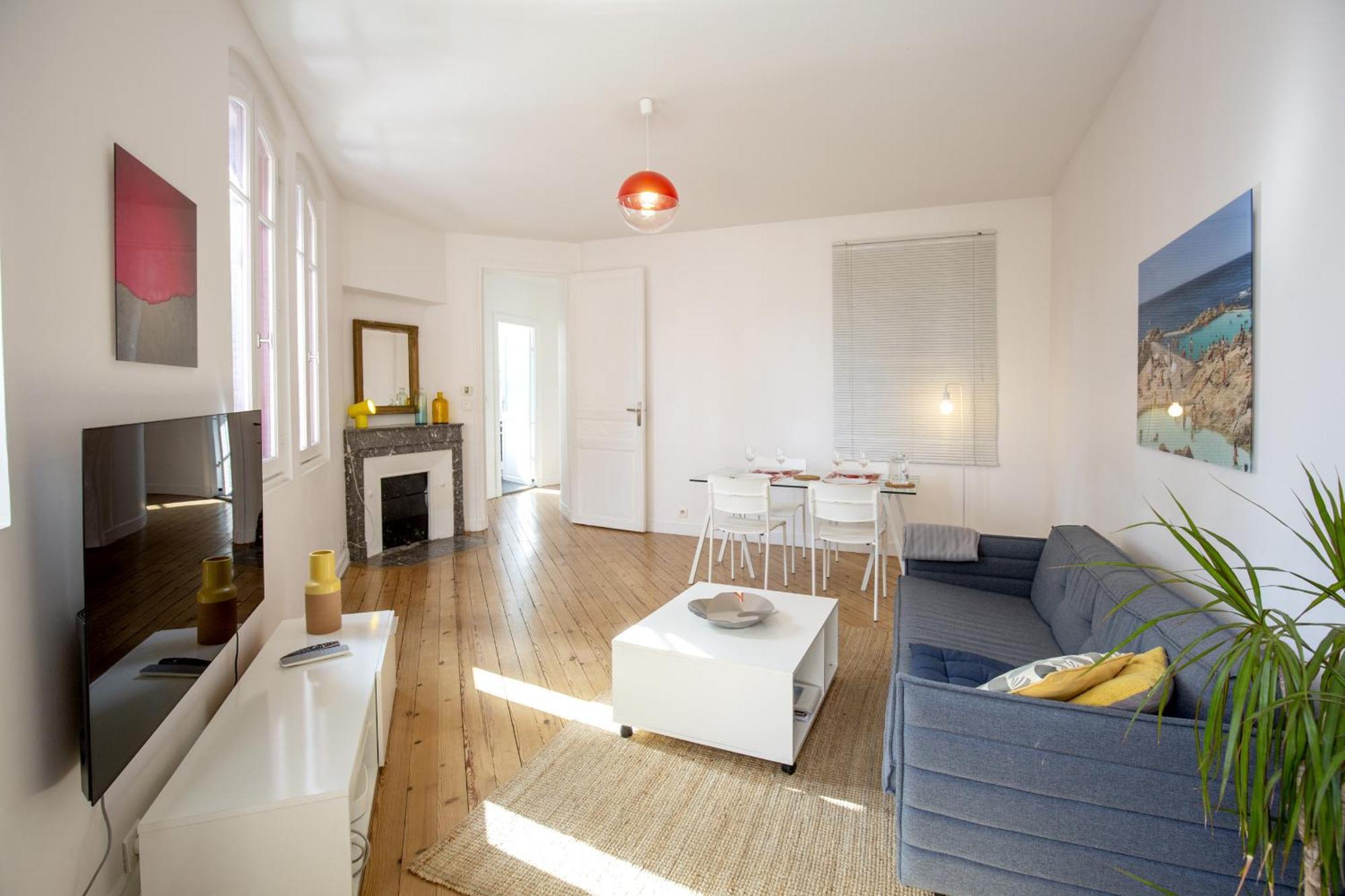 Place Saint Michel Apartment Бордо Экстерьер фото